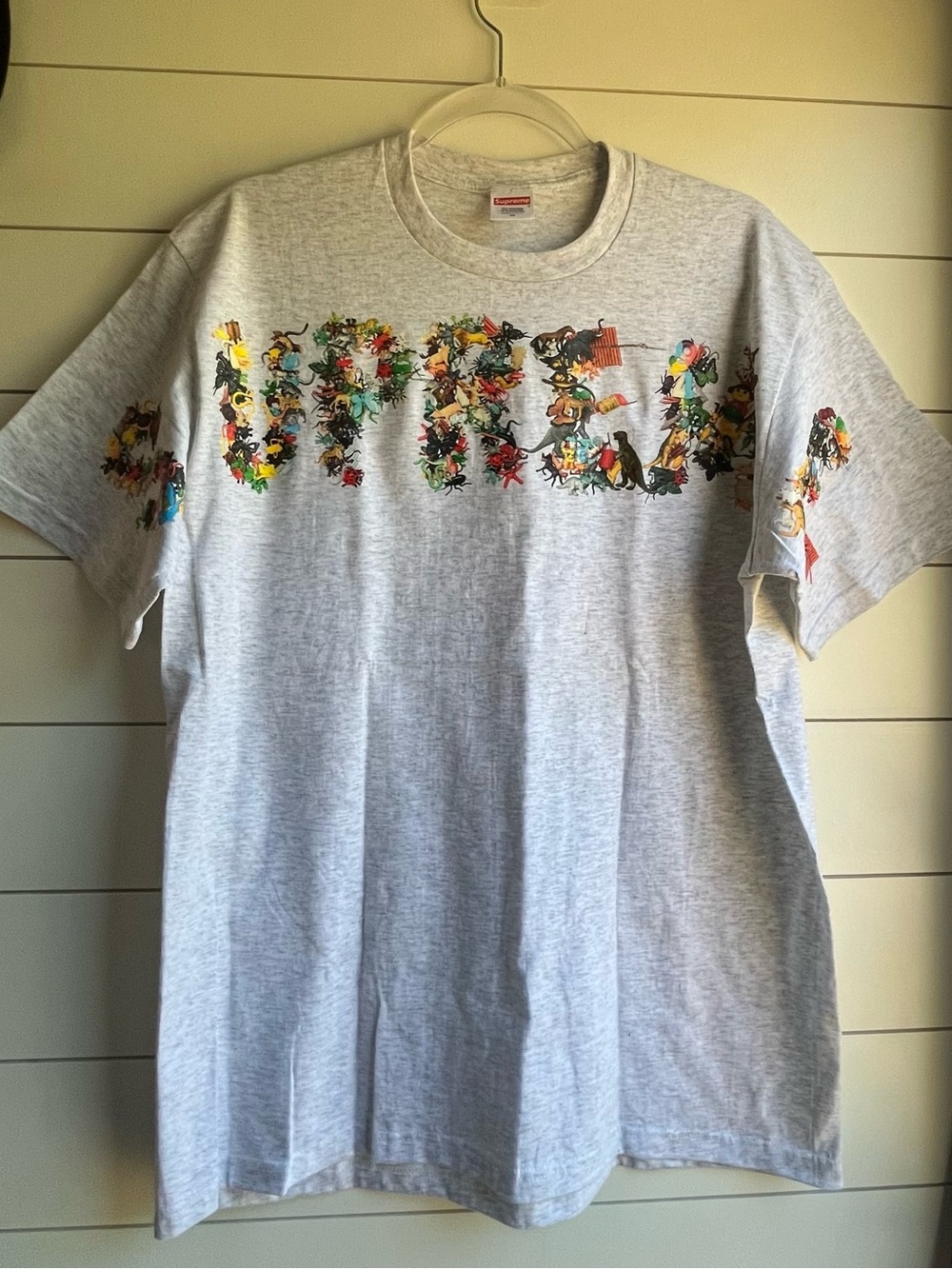 Supreme Toy Pile Tee Ash Grey SS21 Graphic Authentic T-Shirt Medium